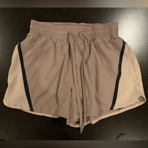 YPB Abercrombie Athletic Shorts With Liner Colorblock Tan/White Size Medium
